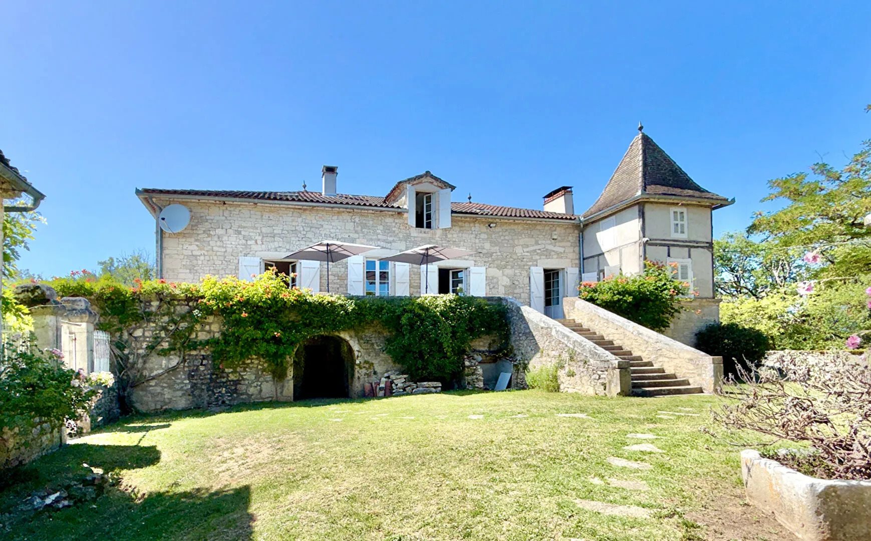 Maison à vendre, 270m², Lalbenque