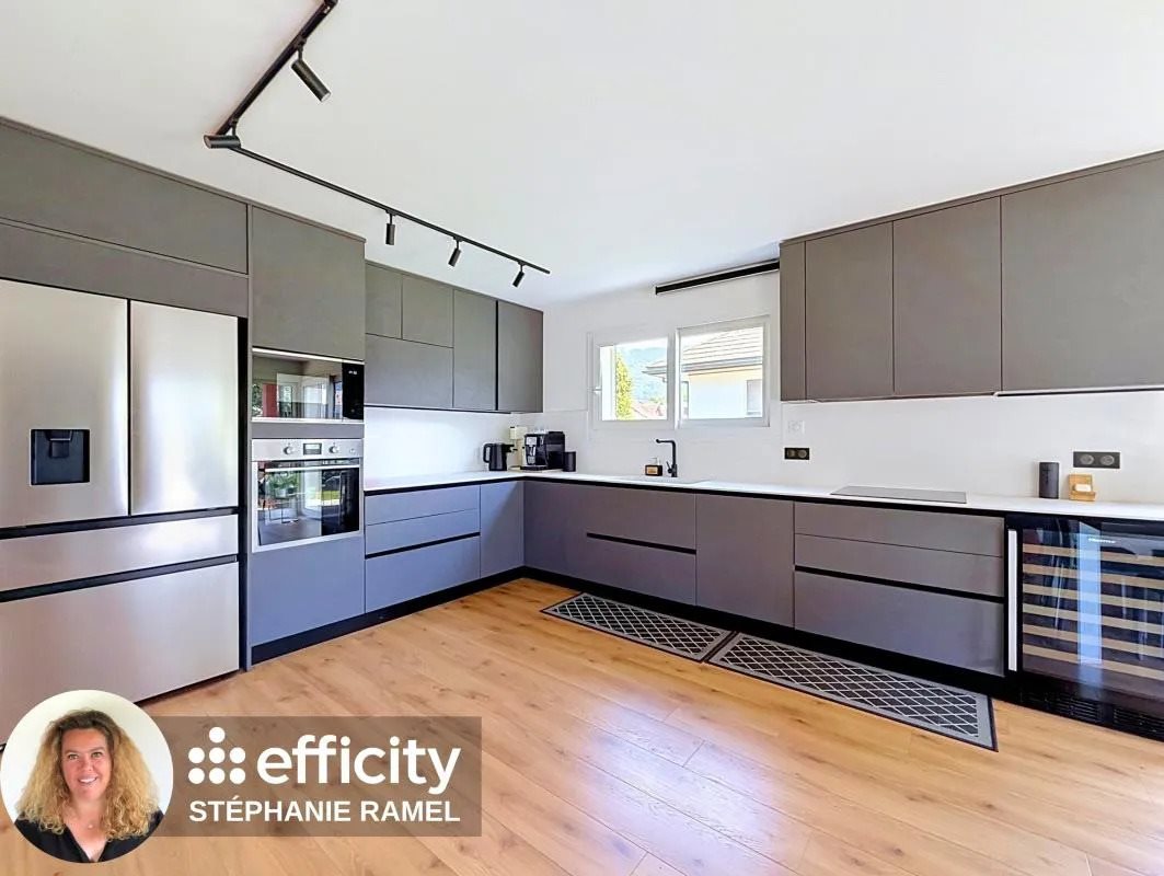 Maison à vendre, 170m², Cluses