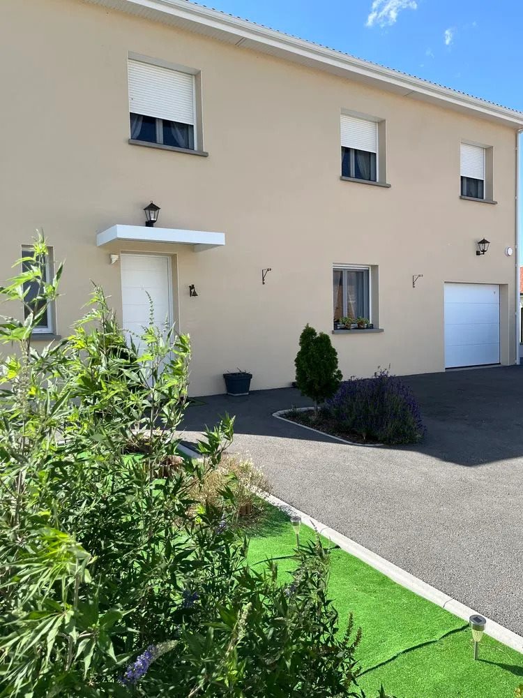 Maison à vendre, 134m², Saint-Germain-Lembron