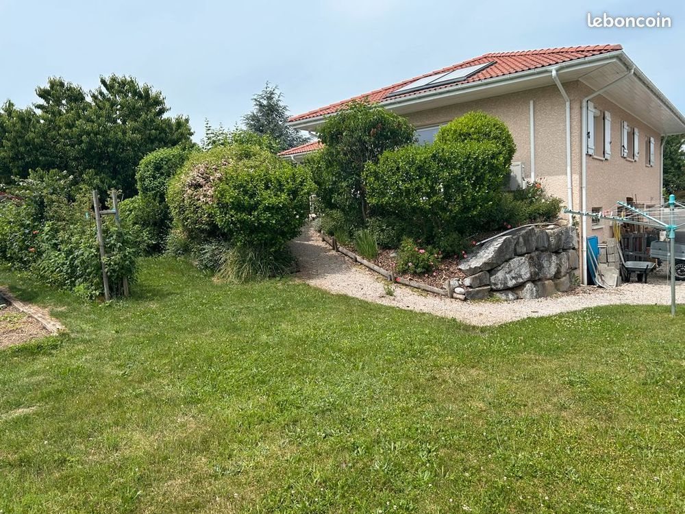 Maison à vendre, 118m², Lyaud