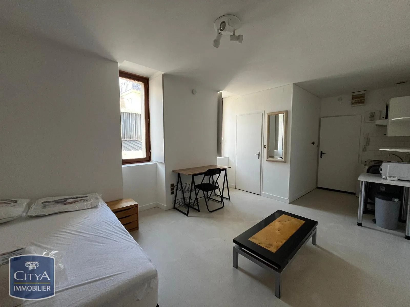 Appartement à louer, 20m², Laval