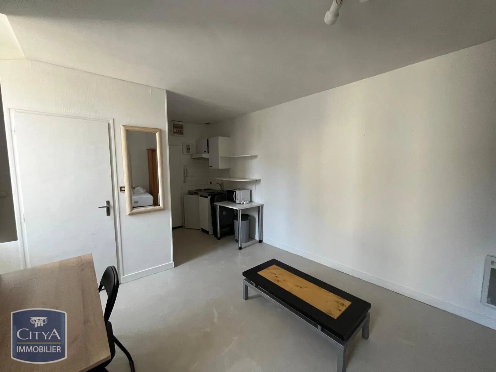 Appartement à louer, 20m², Laval