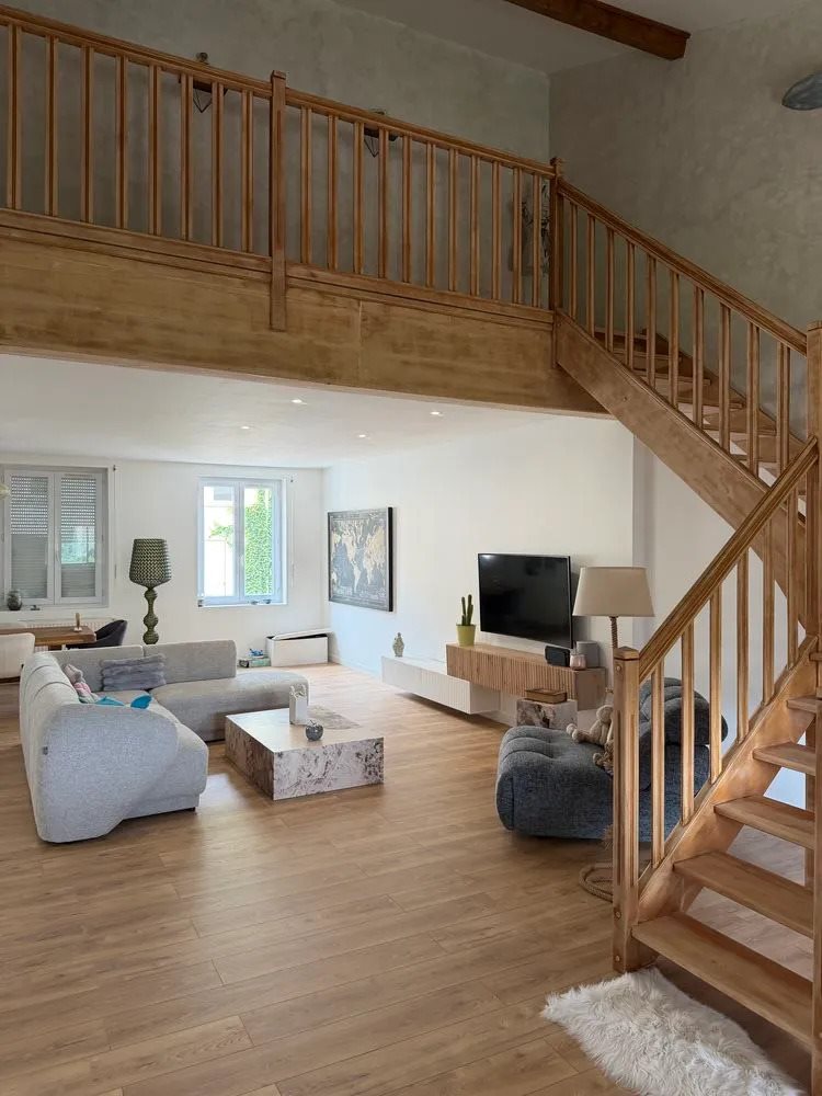 Appartement à vendre, 185m², Saint-Genest-Lerpt