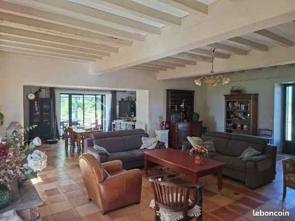 Maison à vendre, 500m², Saint-Avit-Sénieur