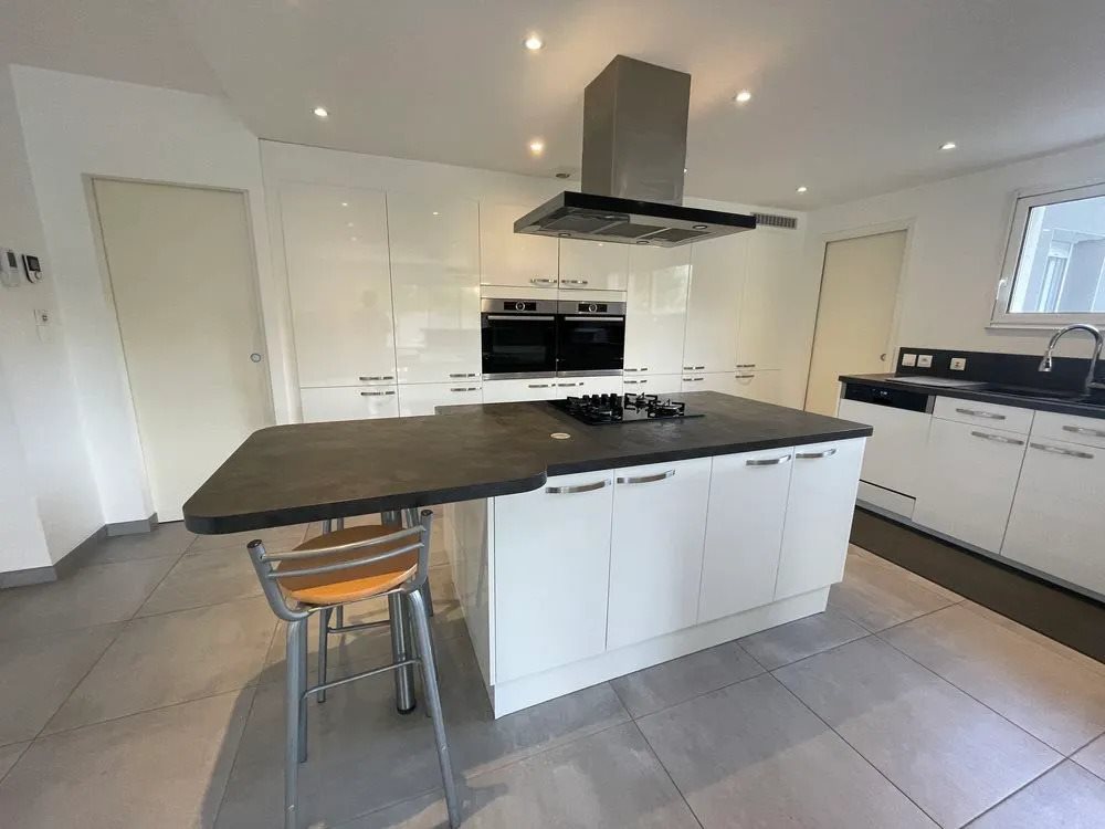 Maison à vendre, 260m², Cambes-en-Plaine
