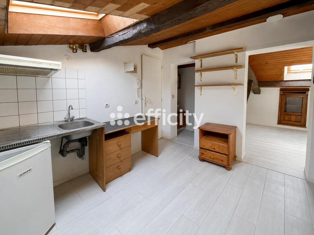 Appartement à vendre, 23m², Saintes