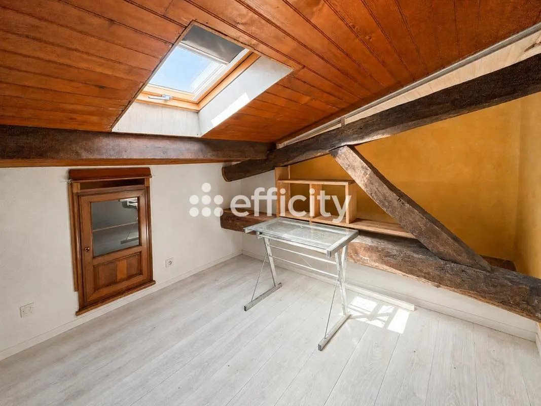 Appartement à vendre, 23m², Saintes
