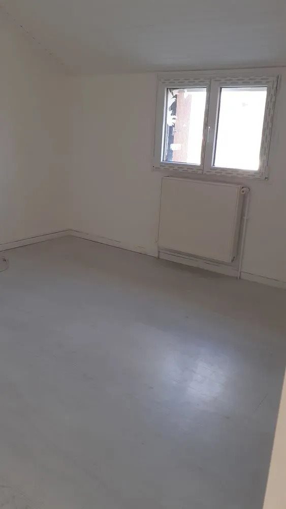 Maison à louer, 75m², Revin