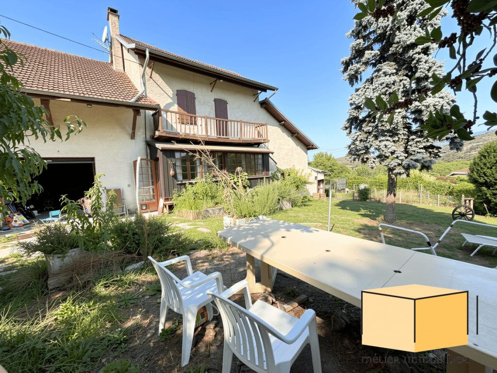 Maison à vendre, 106m², Belley