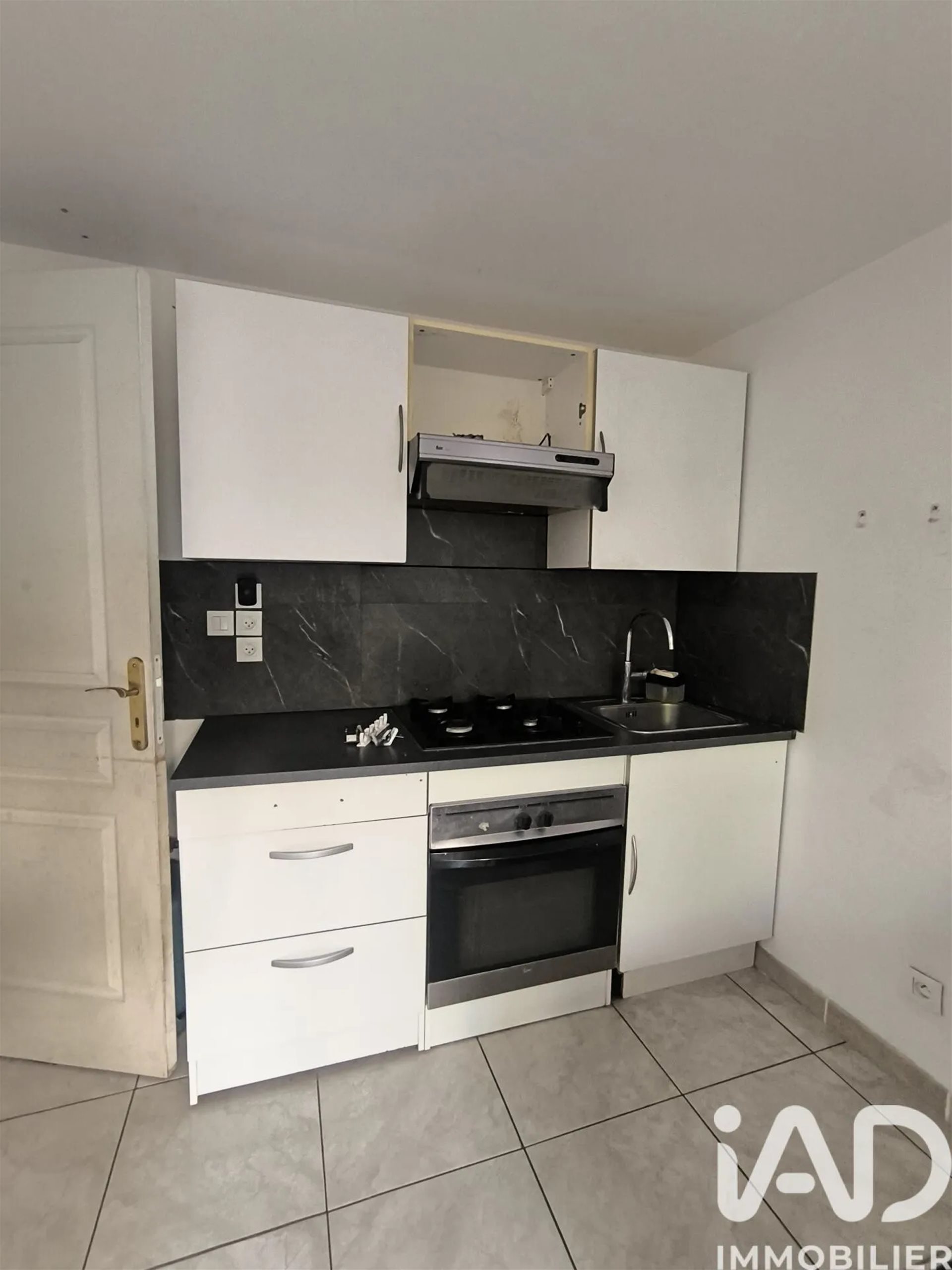 Maison à vendre, 33m², Lédenon