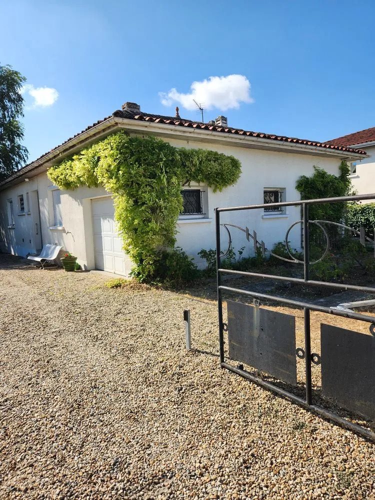 Maison à vendre, 102m², Châteaubernard