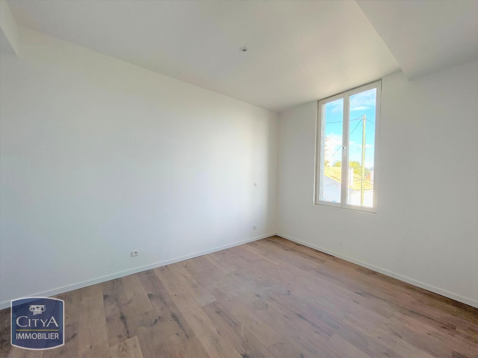 Appartement à louer, 39m², Coutras