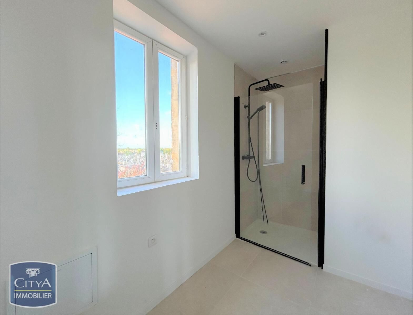 Appartement à louer, 39m², Coutras