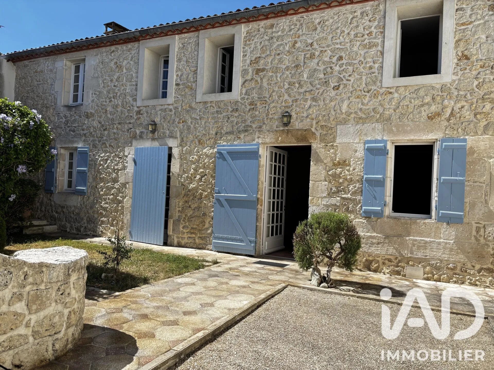 Maison à vendre, 260m², L'Eguille
