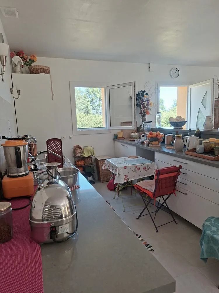 Maison à vendre, 92m², Saint-Silvain-Bas-le-Roc