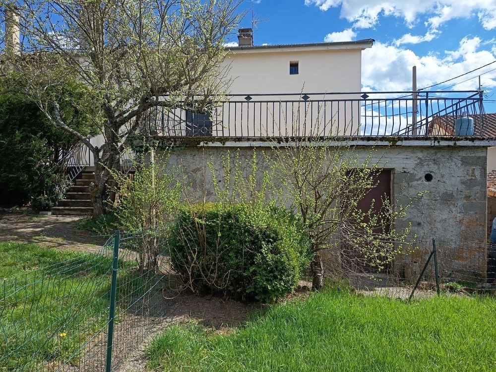 Maison à vendre, 183m², Usson-en-Forez