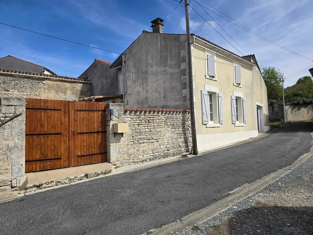 Maison à vendre, 125m², Fontaine-Chalendray