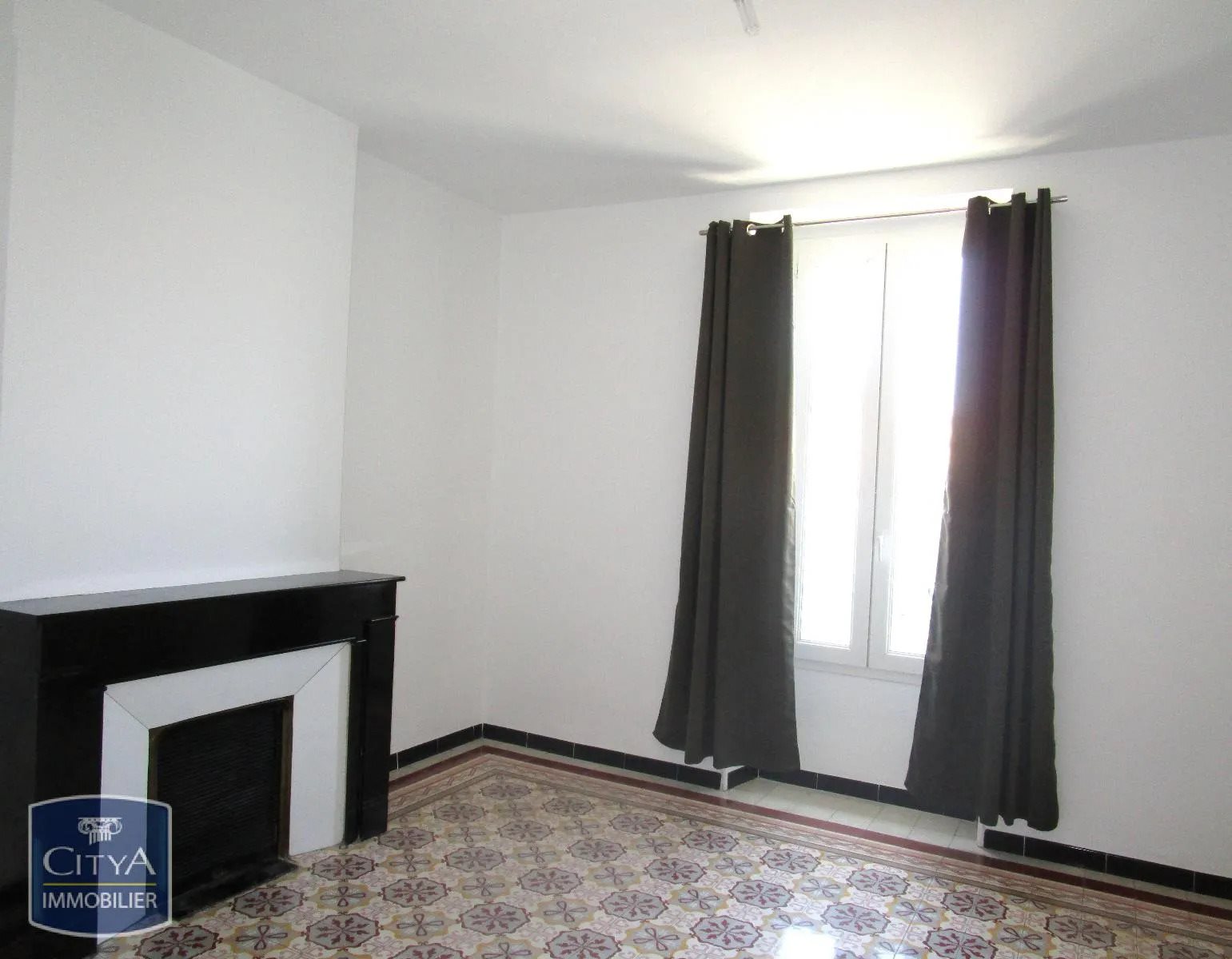 Appartement à louer, 81m², Nîmes
