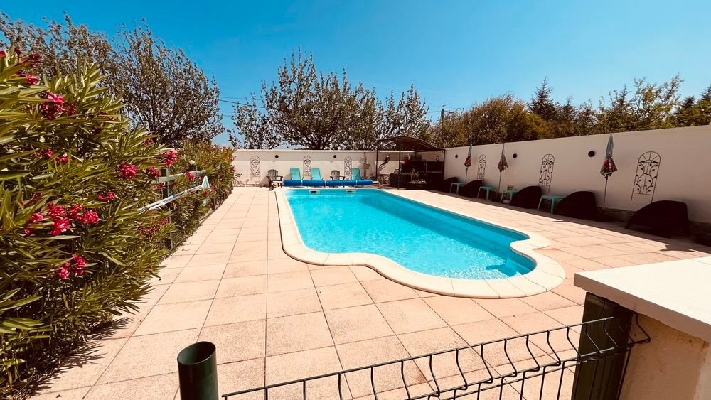 Maison à vendre, 360m², Châteauneuf-Val-Saint-Donat