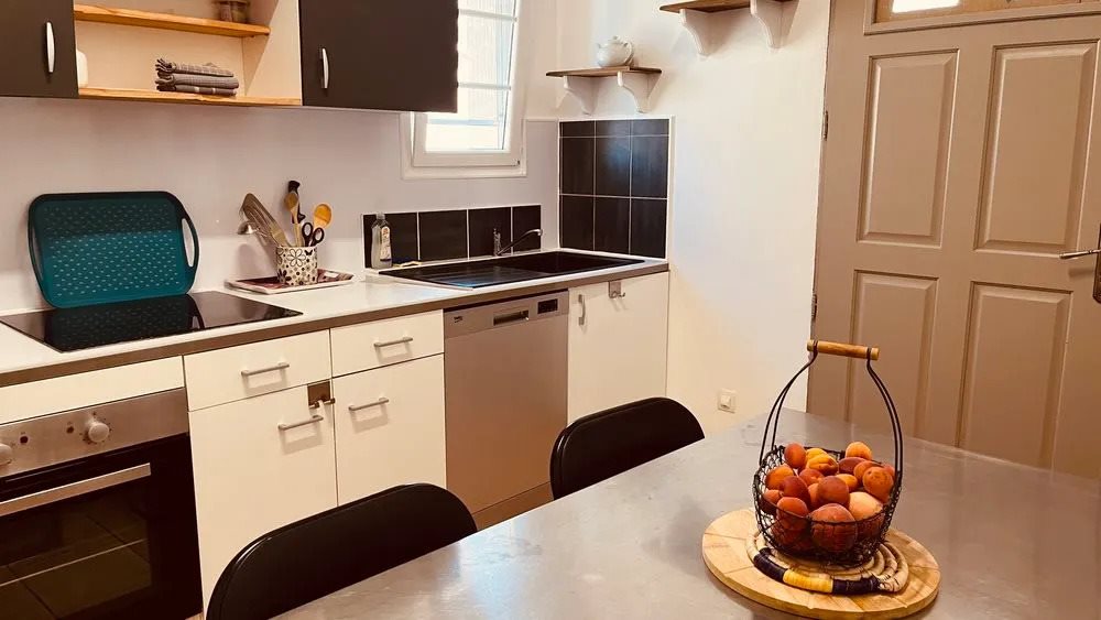 Maison à vendre, 360m², Châteauneuf-Val-Saint-Donat