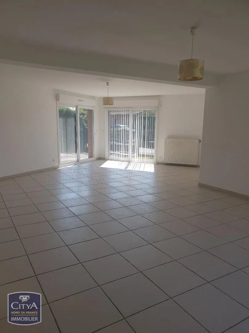 Maison à louer, 155m², Ferrière-la-Grande