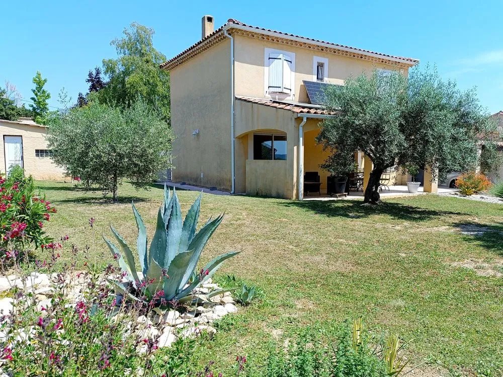 Maison à vendre, 107m², Volx