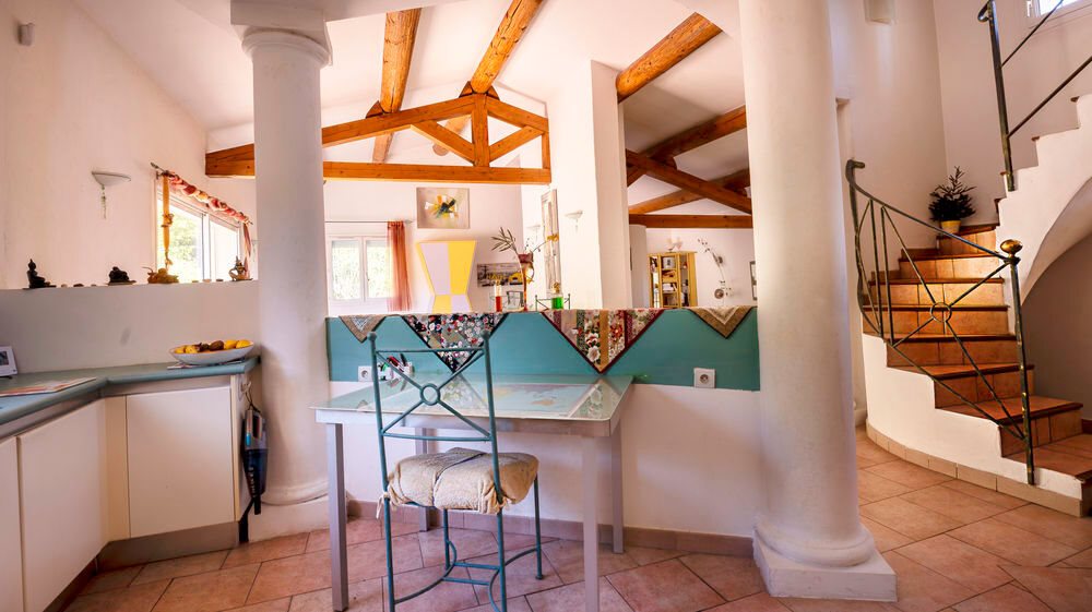 Maison à vendre, 290m², Saint-Estève-Janson