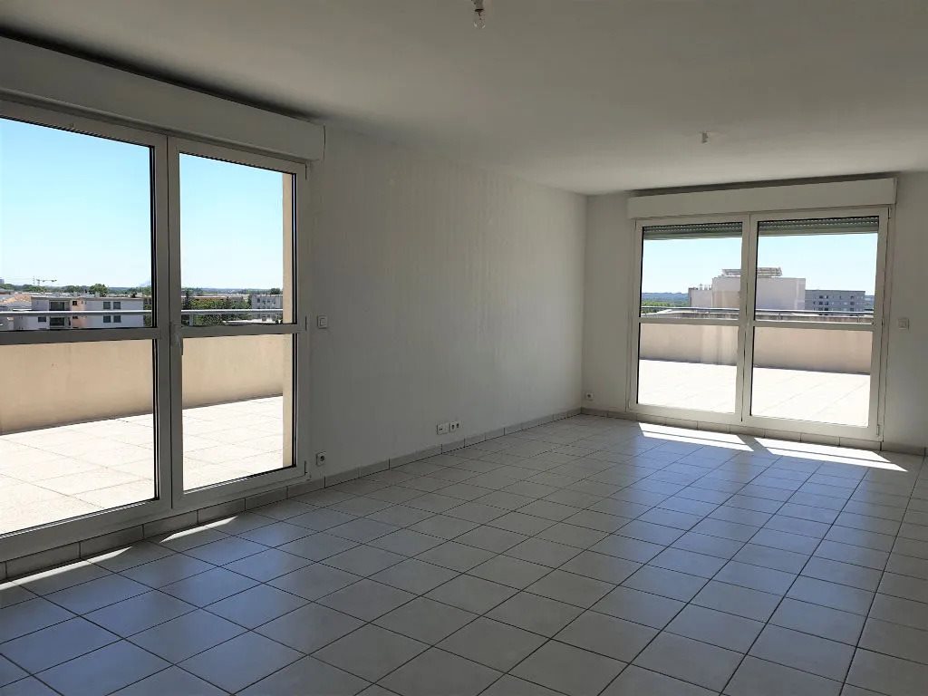 Appartement à louer, 82m², Nîmes