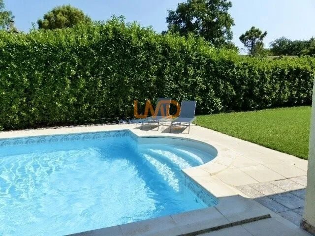 Maison à vendre, 143m², Alleins