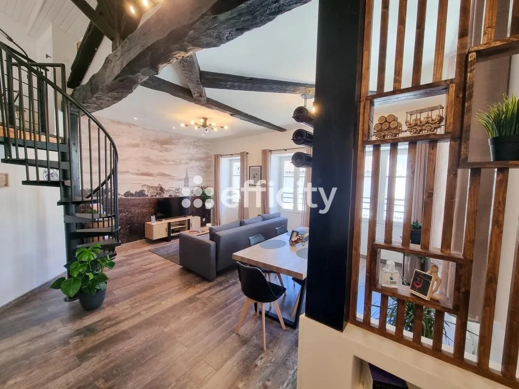 Appartement à vendre, 104m², Saintes