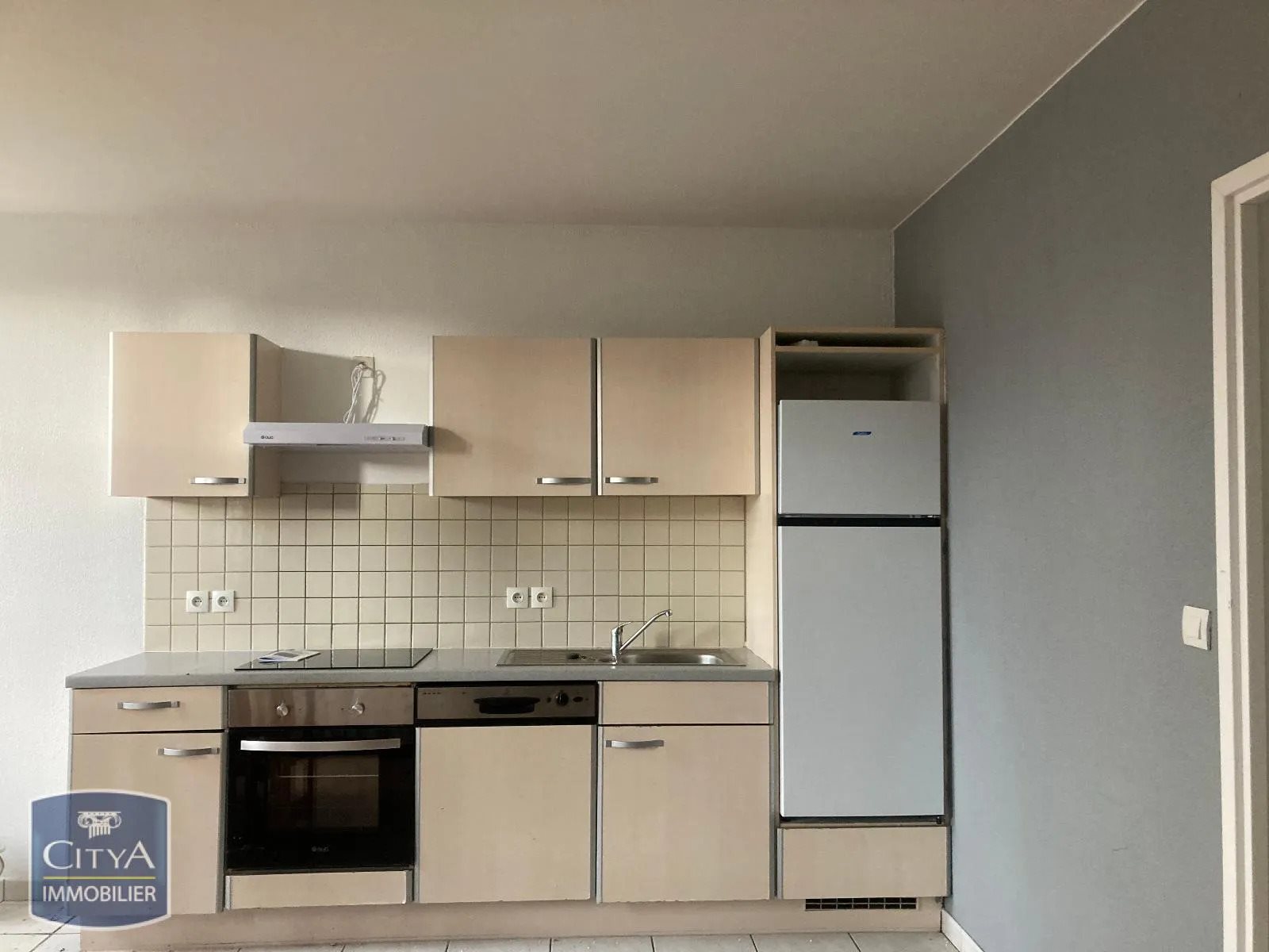 Appartement à louer, 41m², Saintes