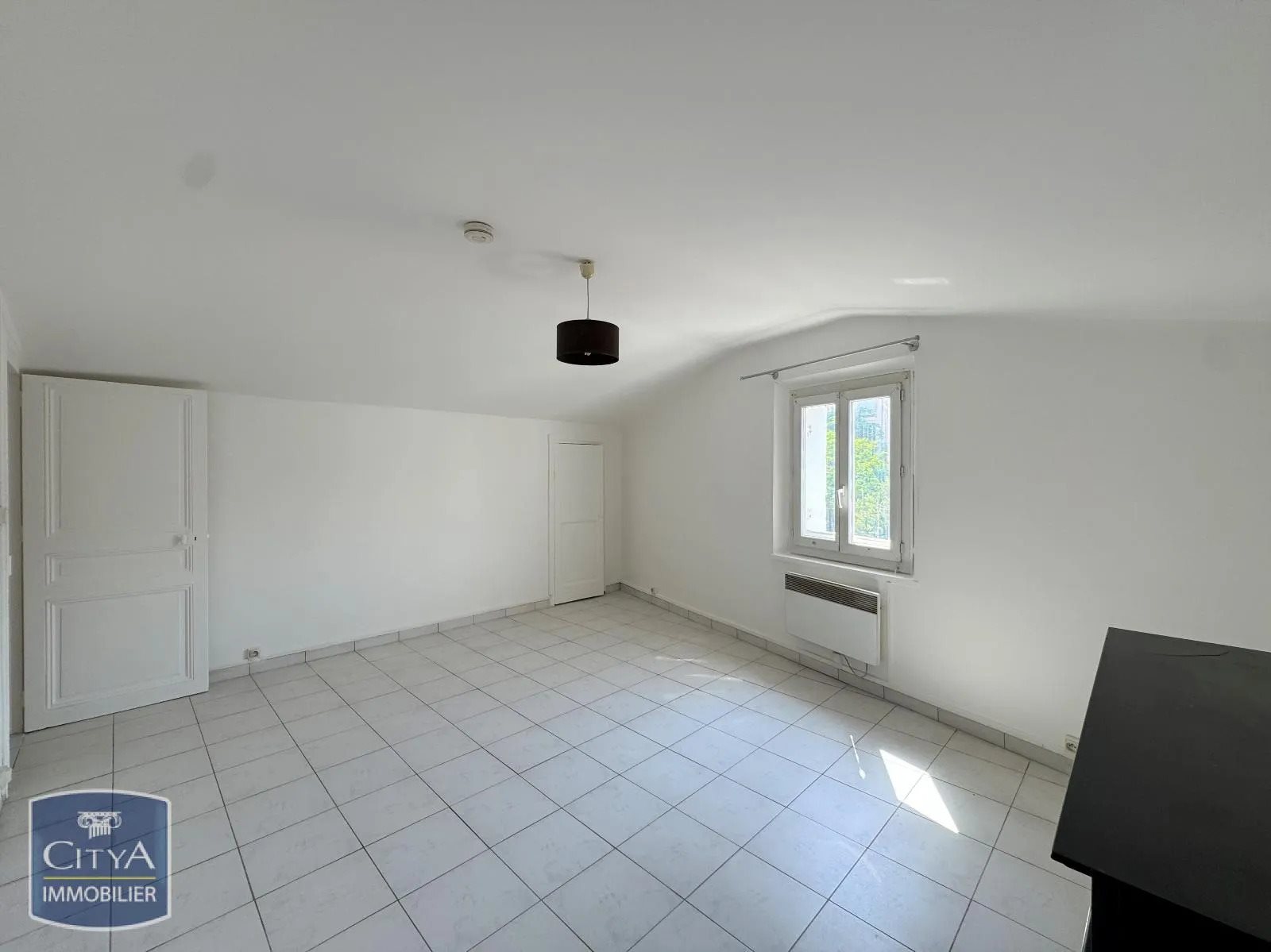 Appartement à louer, 40m², Marseille 8ème