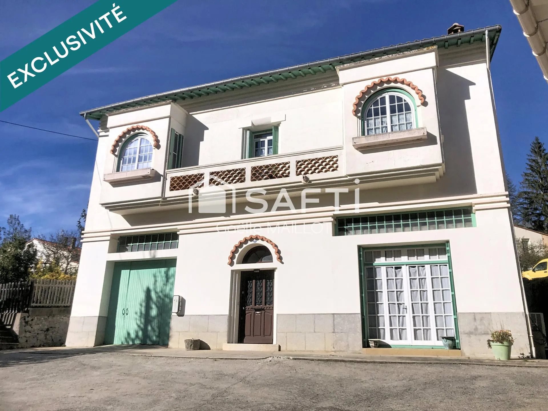 Maison à vendre, 226m², Saint-Laurent-de-Cerdans