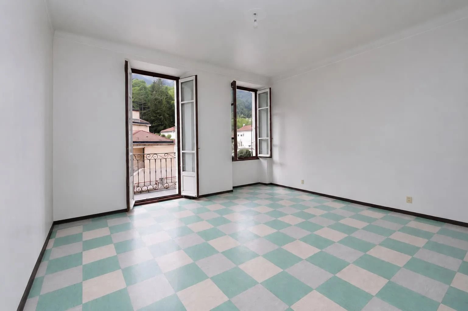 Appartement à vendre, 87m², Tende