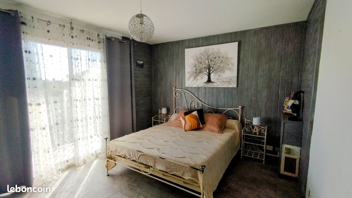 Maison à vendre, 270m², Viviers-lès-Montagnes