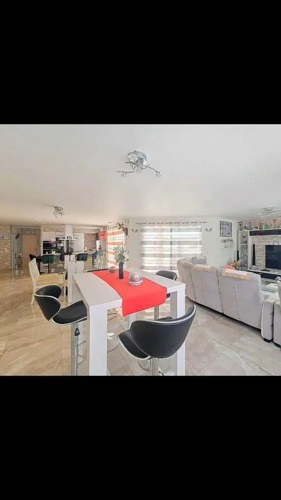Maison à vendre, 205m², Fontès