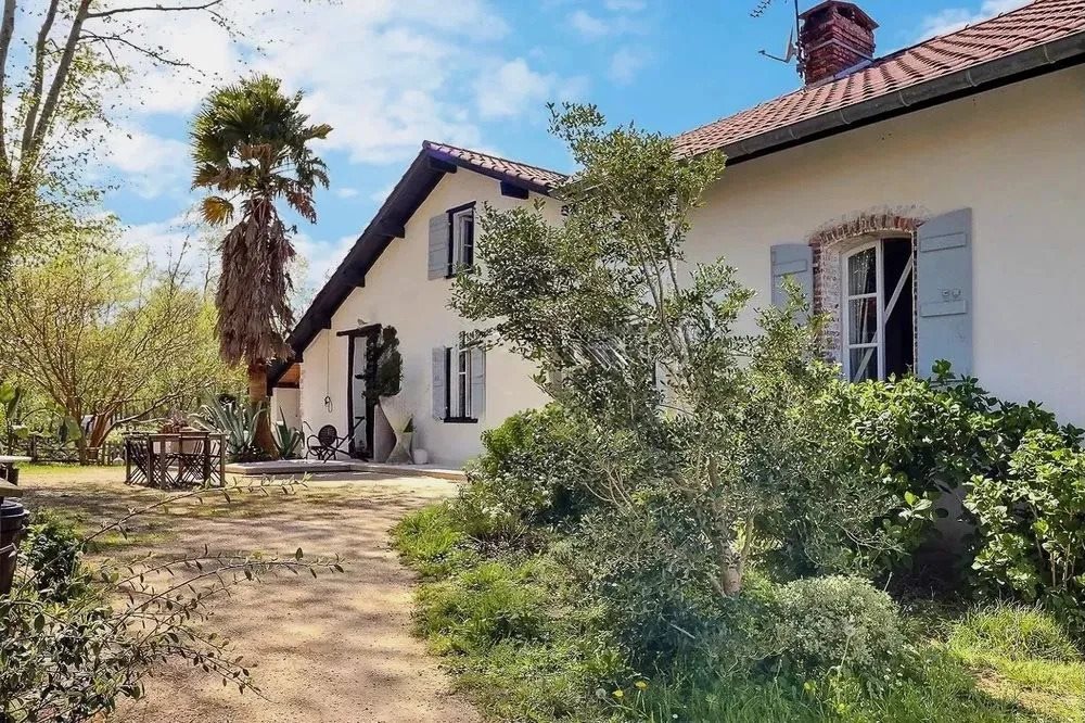 Maison à vendre, 340m², Saint-Martin-de-Hinx