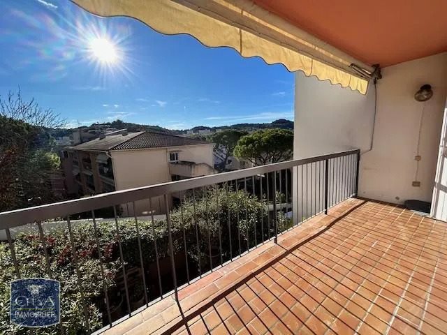 Appartement à louer, 31m², Vallauris