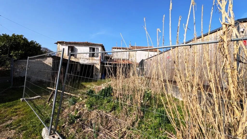 Maison à vendre, 180m², Chadenac