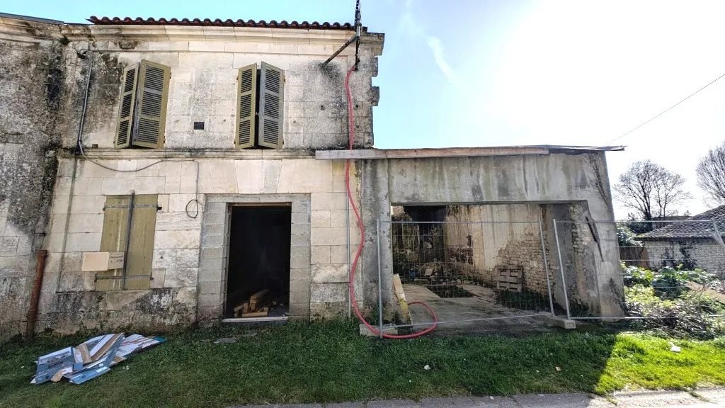Maison à vendre, 180m², Chadenac