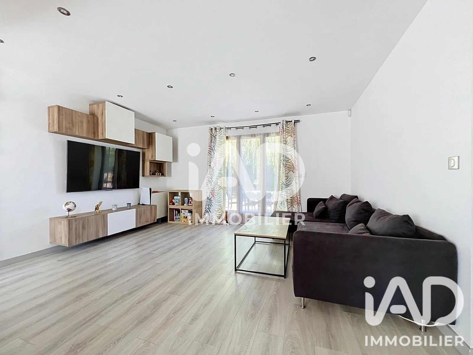 Maison à vendre, 110m², Chevry-Cossigny