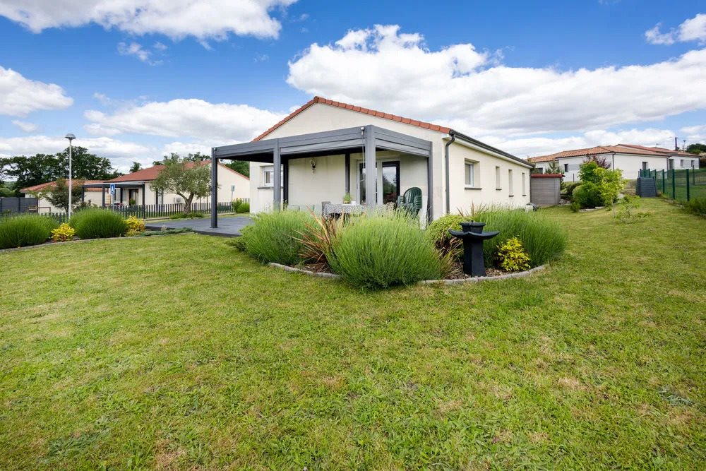 Maison à vendre, 100m², Verneuil-sur-Vienne