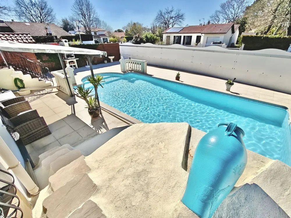 Maison à vendre, 121m², Saint-Médard-en-Jalles