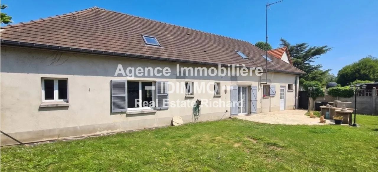 Maison à vendre, 137m², Lorcy