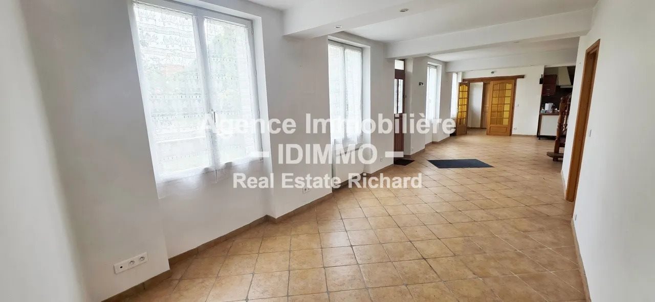 Maison à vendre, 137m², Lorcy
