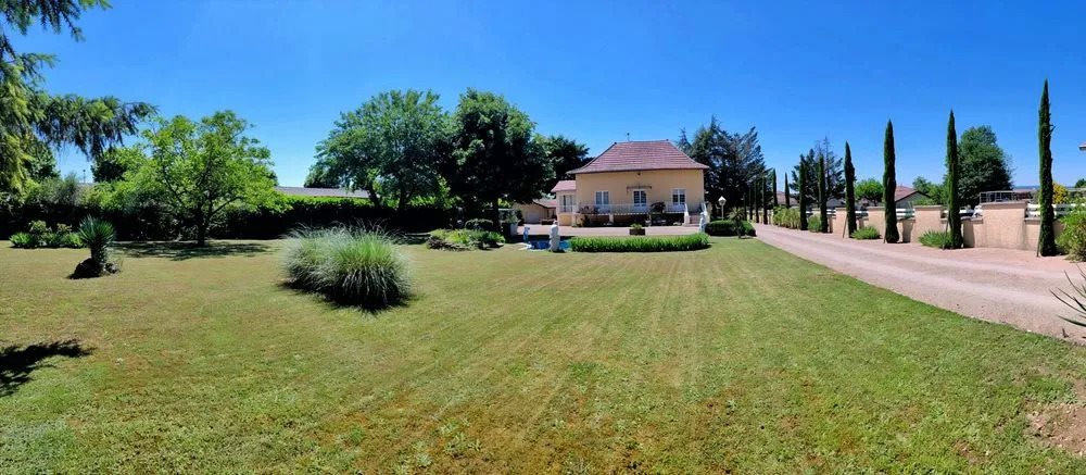 Maison à vendre, 186m², Serrières-de-Briord
