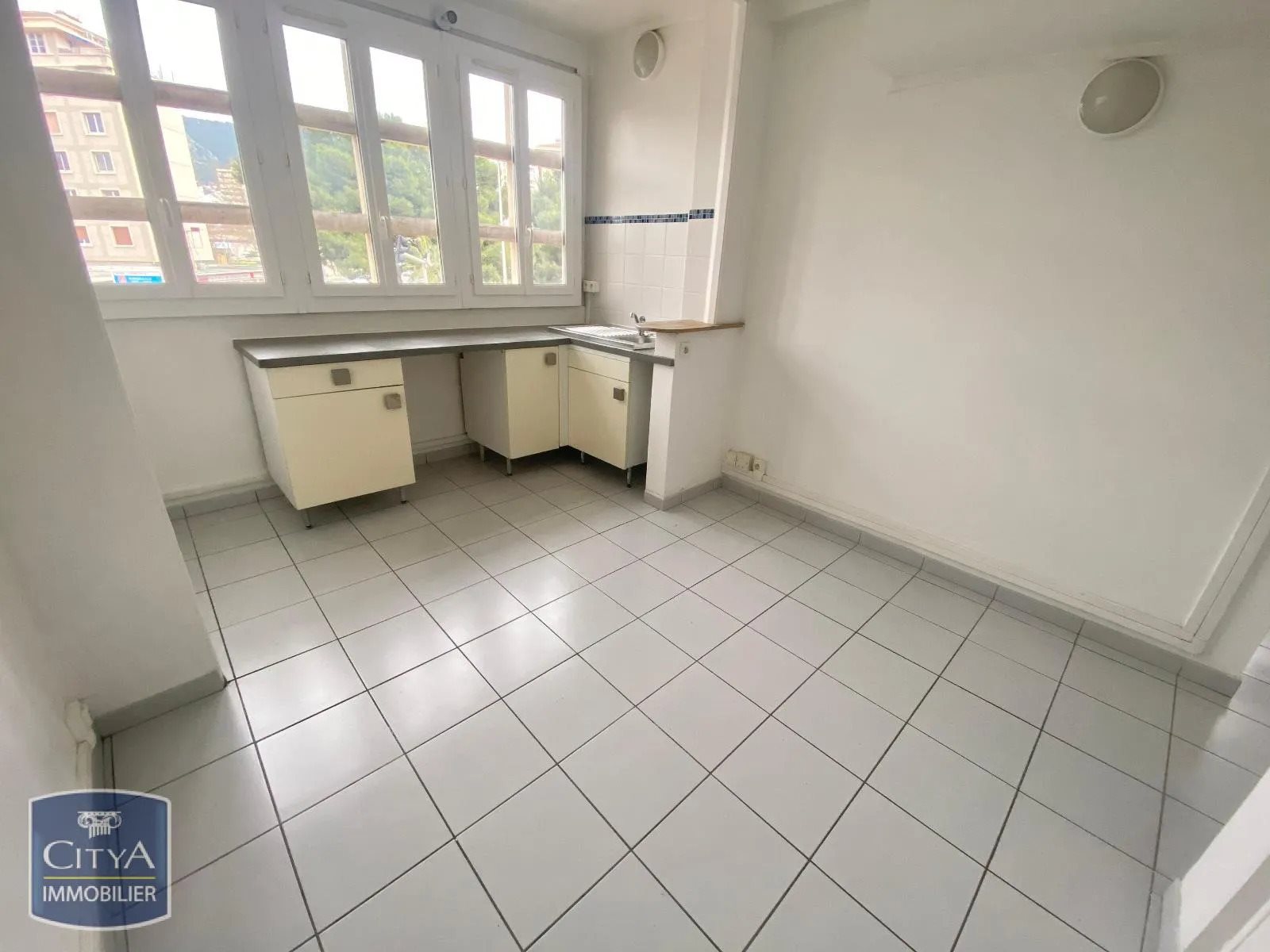 Appartement à louer, 31m², Toulon