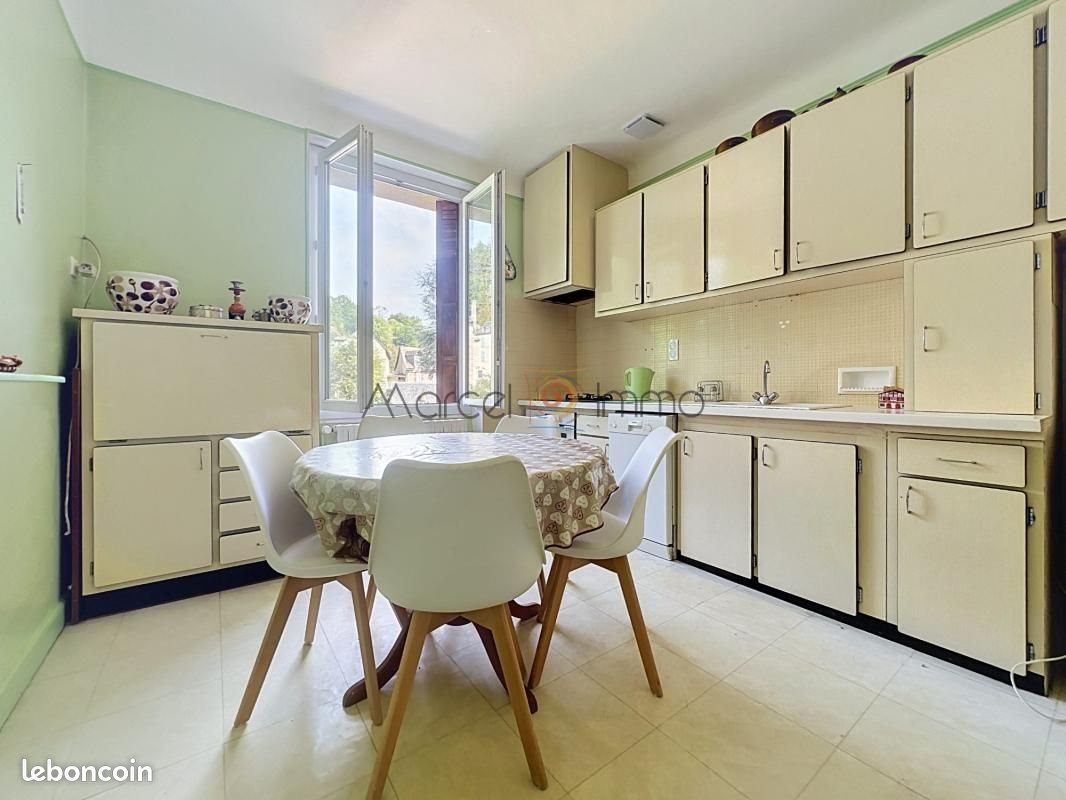Maison à louer, 163m², La Canourgue