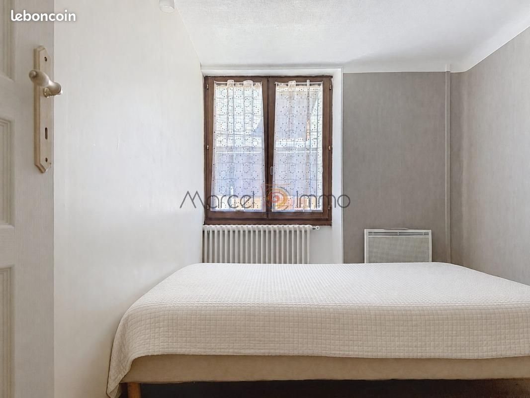Maison à vendre, 93m², Banassac