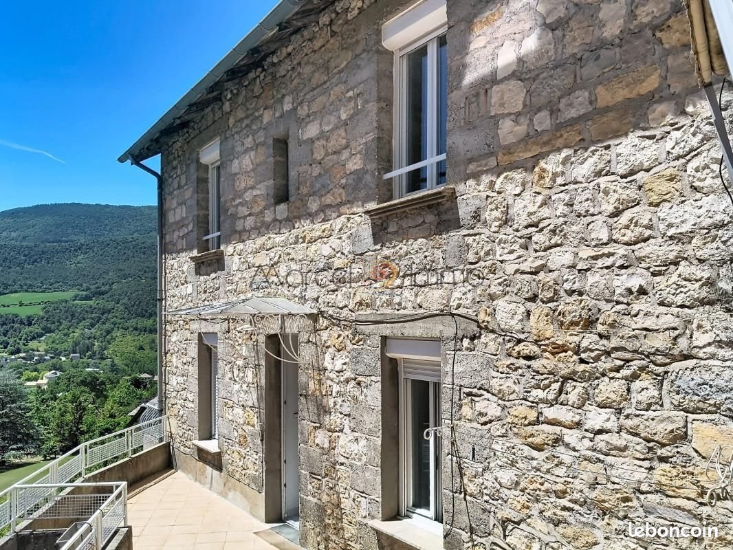 Maison à vendre, 217m², La Cresse